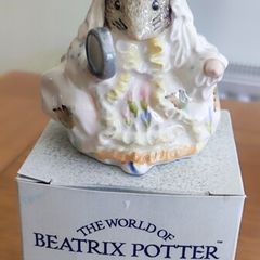 Beatrix Potter Lady Mouse Figurine F Warne Co Beswick England 1951 Vintage
