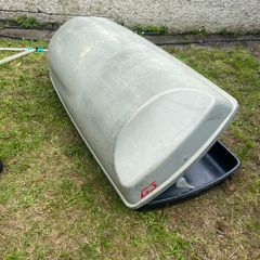 Large roofbox