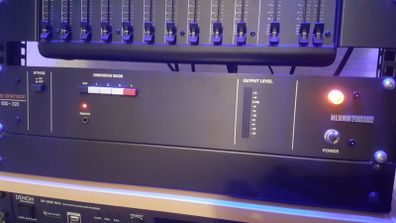 Klark Teknik BBD-320 3rd Dimension - Chorus 2U rack effects