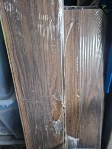 Unused new laminate flooring