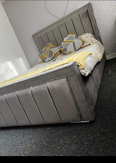 Brand New Framed Beds With Optional Gaslift Ottoman Storage,&  Tufted Sprung Memory Foam Mattresses Instock