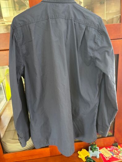 Scout shirt medium