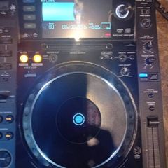 Cdj 2000