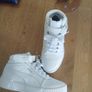 white pumas Image 2