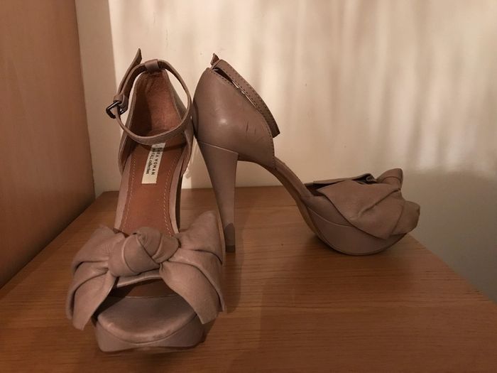 Zara High heels. Dark Beige / Camel