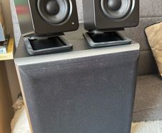 Premium Desktop Audio System Kanto YU2 + Edifier T5 + Kanto Stands