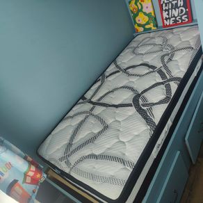Single mattress
