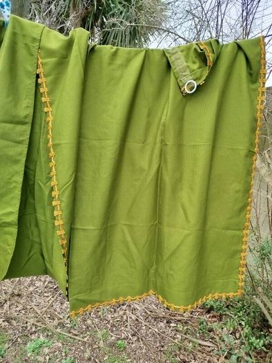 5 x Vintage Curtains