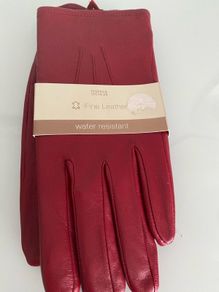 BNWT Fine Leather Gloves
