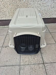 Petmate Vari Kennel Size 300 (Intermediate) Airline Approved Travel Crate