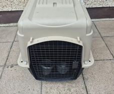 Petmate Vari Kennel Size 300 (Intermediate) Airline Approved Travel Crate