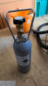 Aquarium CO2 canister 2Kg half full
