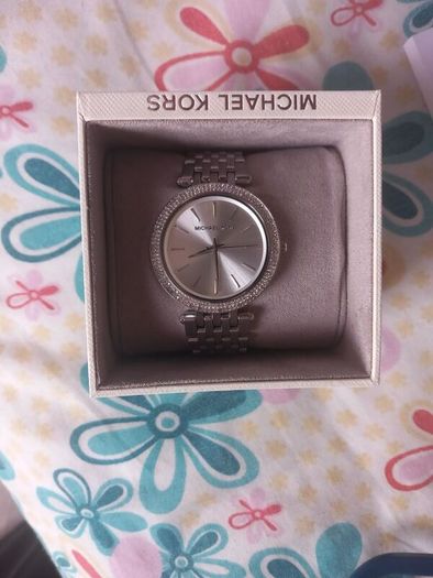 MK Watch woman.