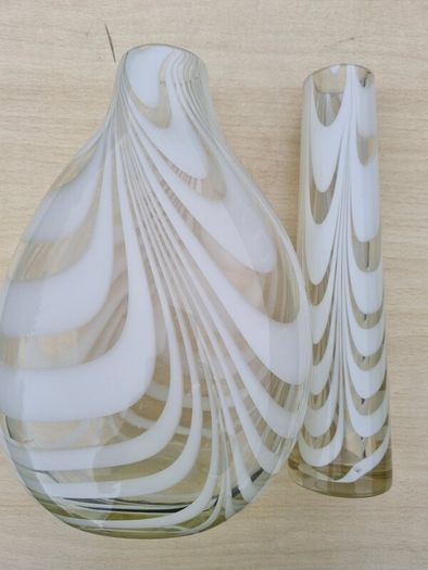 The vases are Finnish art glass by Oy Kumela