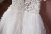 BRAND NEW  dress (flower girl )