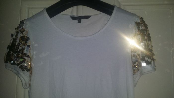 Cream top with gold sequins sleeves Dunnes size UK10 EUR38 Postage included