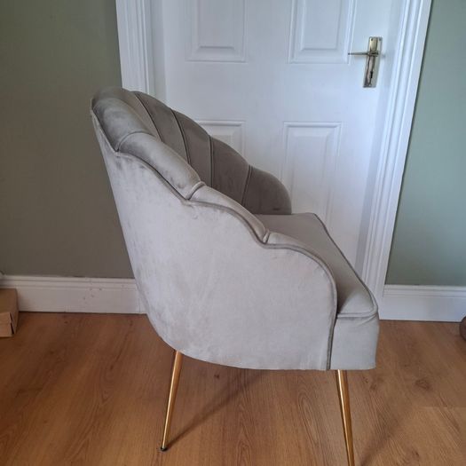 Velvet Chair