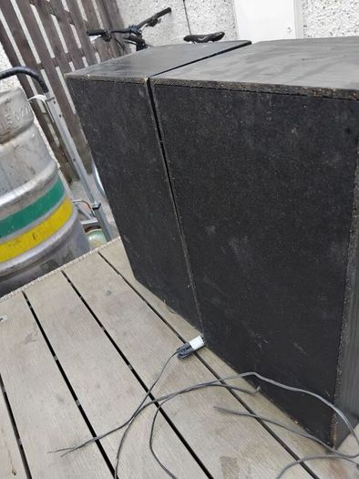 speakers