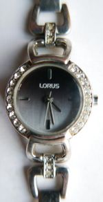 Vintage Beautiful Lorus Ladies Quartz Watch