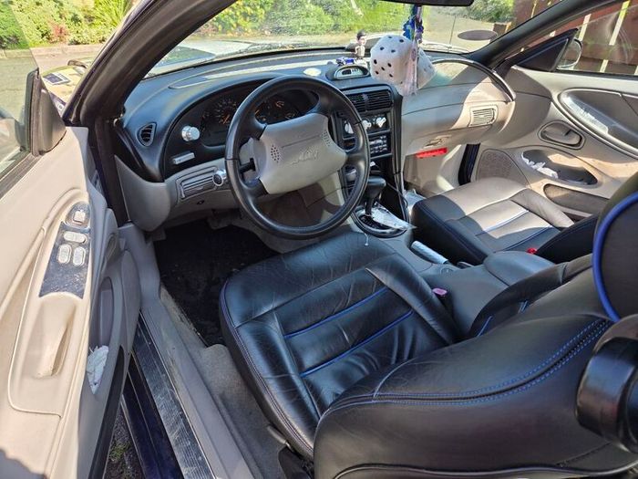 Ford mustang import V6 SWAP FOR SIERRA.