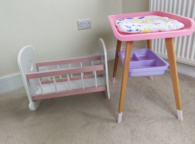 FREE Dolls Changing Table & Cot