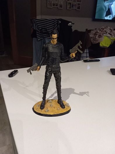 The Matrix Neo statue 12 inch