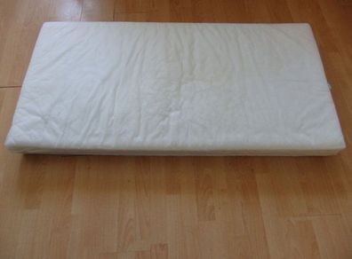 Mattress. Size 140 x 70 cm approx.