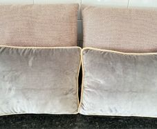 4 cushions