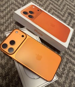 iphone 17 pro max cosmic Orange 256gb