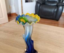 Vintage Art Glass Vase 19cm 380g