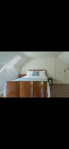 Art Deco Vintage Antique bed
