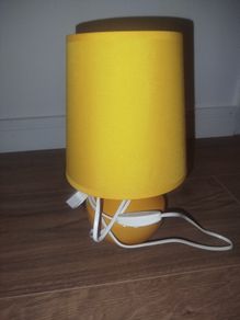 Table lamp