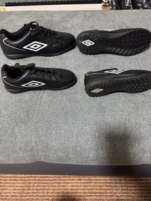 Football boots for artificial turf