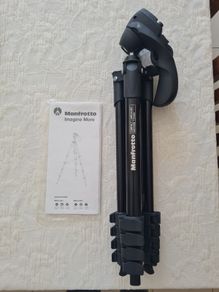 Camera tripod