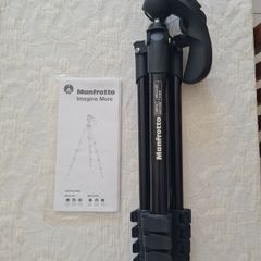 Camera tripod