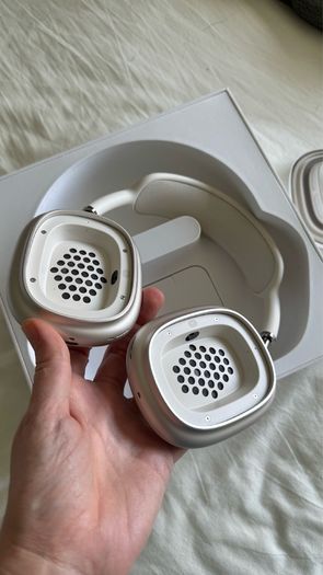 Apple AirPods Max