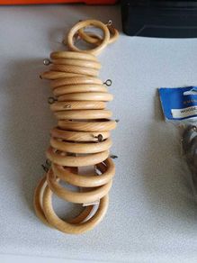 Curtain rings