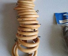 Curtain rings