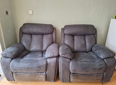 Two Single Seat Recliners