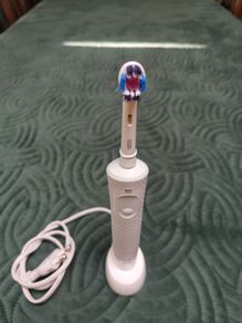 Braun oral b pro timer Electric Toothbrush and charger