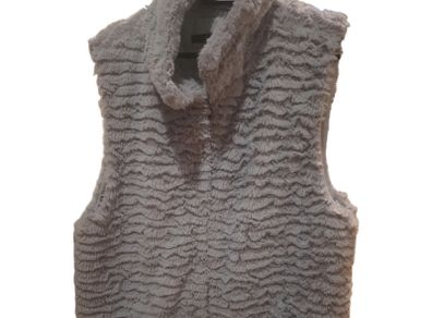 Fuzzy grey gillet, vest