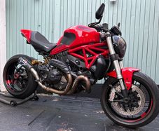 Ducati Monster 821
