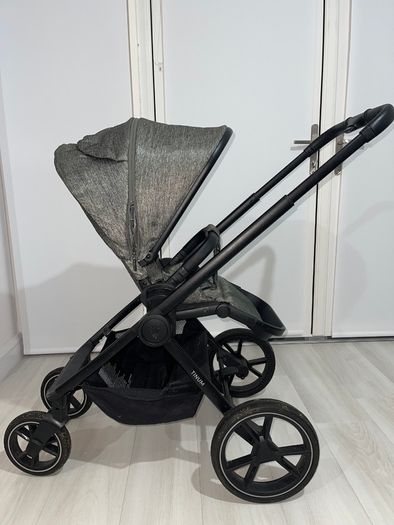 Venicci Tinum travel system