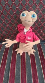 E.t