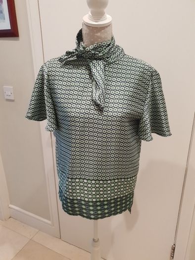 Zara geometric silky feel top uk10 bnwt