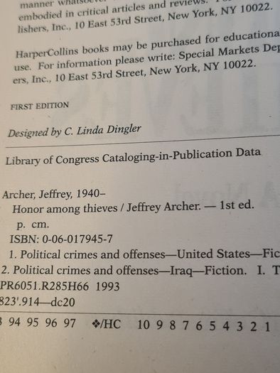 Honour Among Thieves. By Jeffry Archer. First Edition  1993.6.  First Reading. Hardback With Dustjacket In Good Condition.