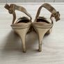 Dressy Gold Heels Size 6 Image 4