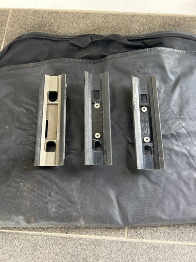 Pony bottle clamps