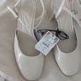 Cream sandals brand new size 41 Image 2