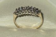 9ct Gold Ladies Ring - Size 7/N
